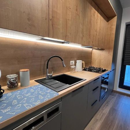 High-Rise Luxury Apartment With Free Parking Bucureşti Eksteriør bilde