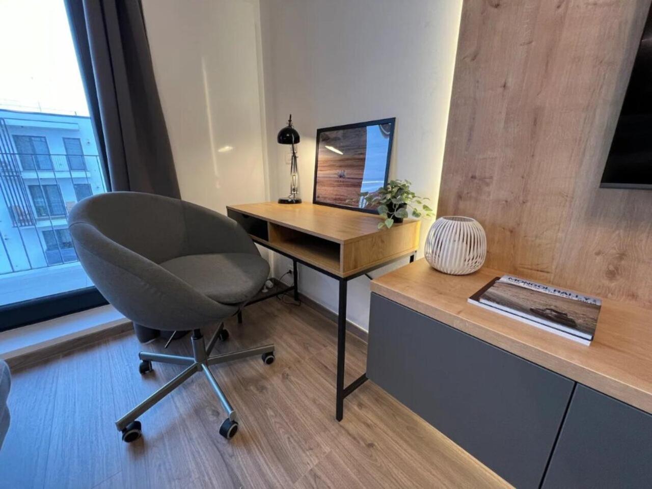 High-Rise Luxury Apartment With Free Parking Bucureşti Eksteriør bilde