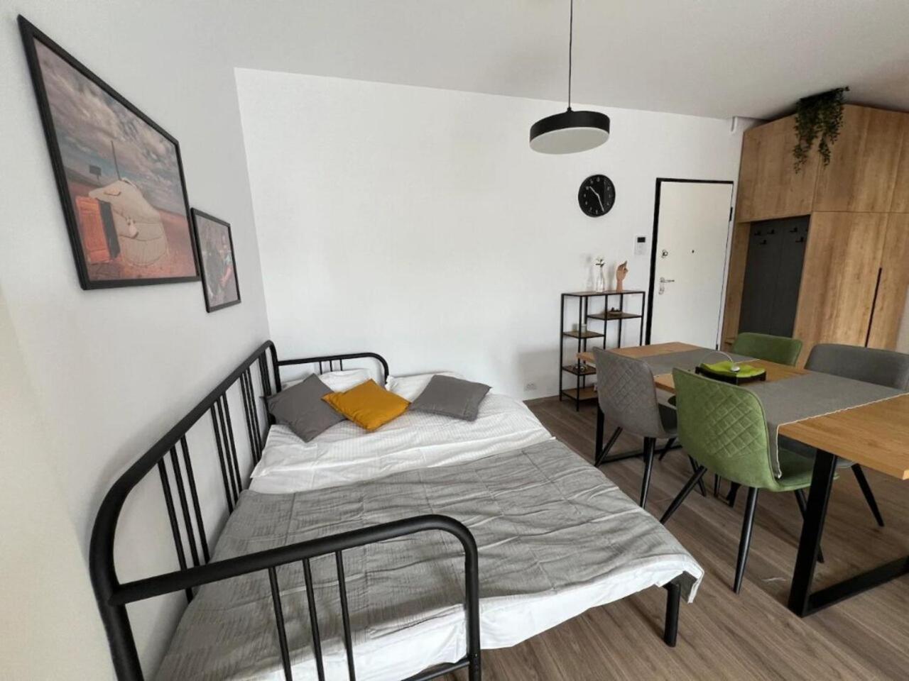 High-Rise Luxury Apartment With Free Parking Bucureşti Eksteriør bilde