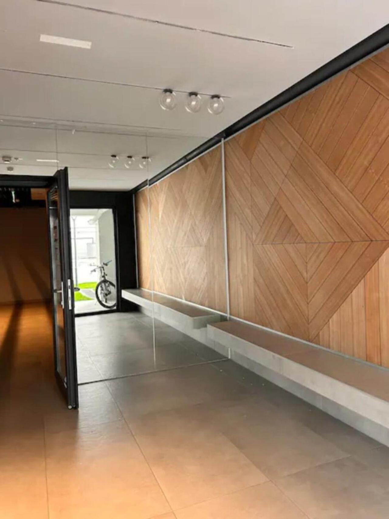 High-Rise Luxury Apartment With Free Parking Bucureşti Eksteriør bilde